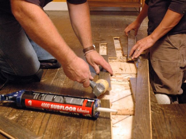 replacing-damaged-wood-flooring-plank