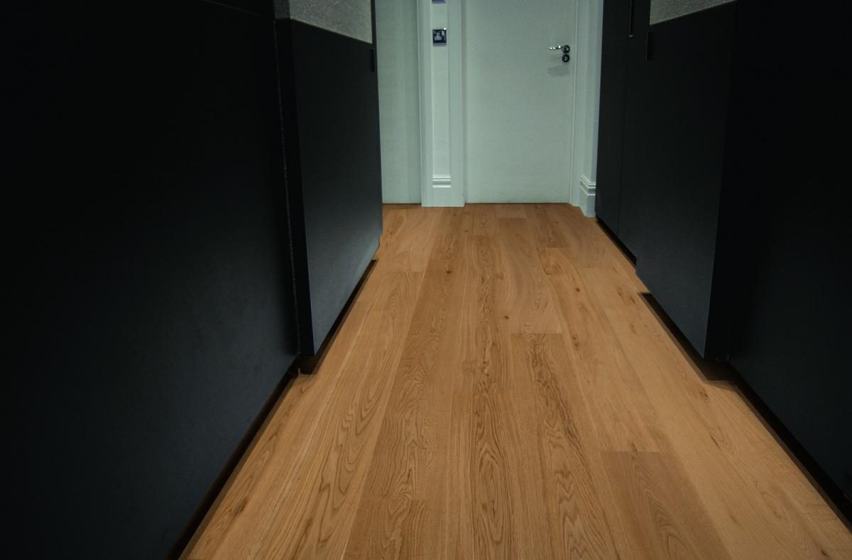 Best Wood Flooring For The Hallway, Hardwood Floor Direction Hallway